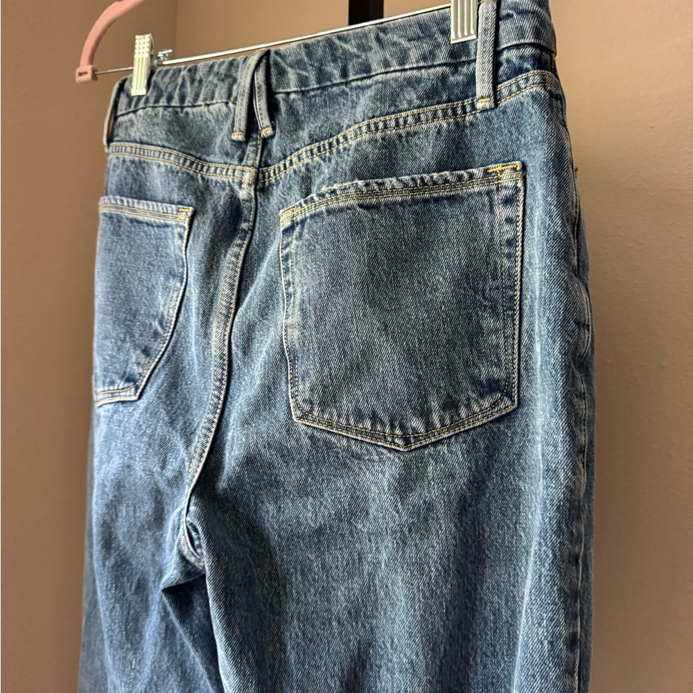 Good American Good Boy Blue Straight Leg Jeans - Picture 9 of 11